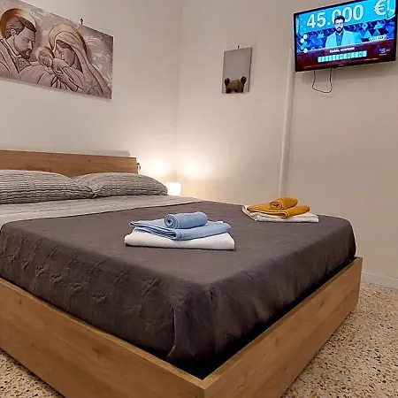 アパート Station モルフェッタ